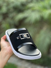 COMFORTABLE STYLISH SLIPPERS | 50% OFF | BLACK