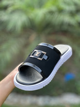 COMFORTABLE STYLISH SLIPPERS | 50% OFF | BLACK